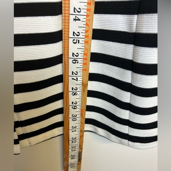 Chico’s Mini Dress Women 1/M  Striped Sleeveless High Quality Black-White luxe - Picture 12 of 13